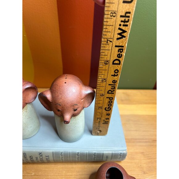Vintage pottery elephant salt and pepper shakers and toothpick holder set - Picture 7 of 8